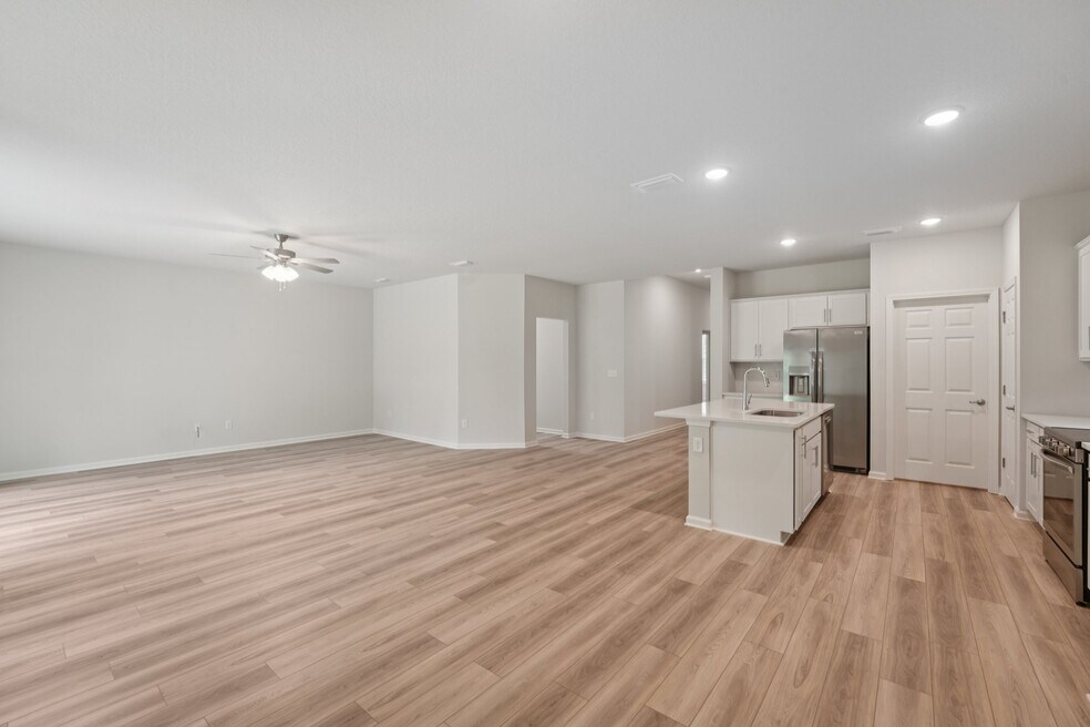 46 Poplar Dr, Palm Coast, FL 32164 - photo 1