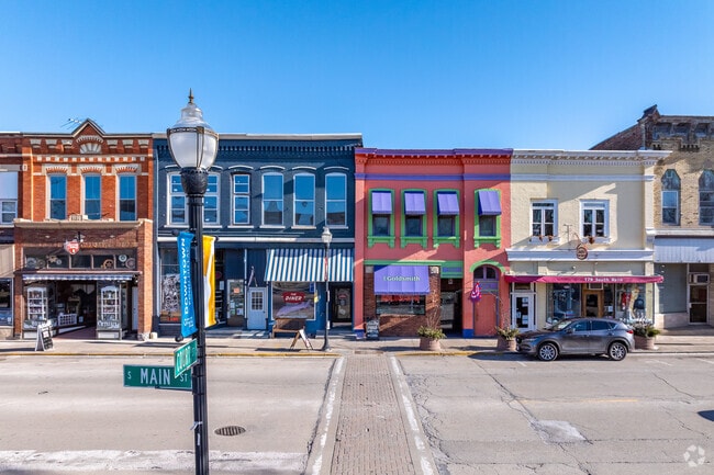 Colorful buildings and businesses line downtown Fond Du Lac.