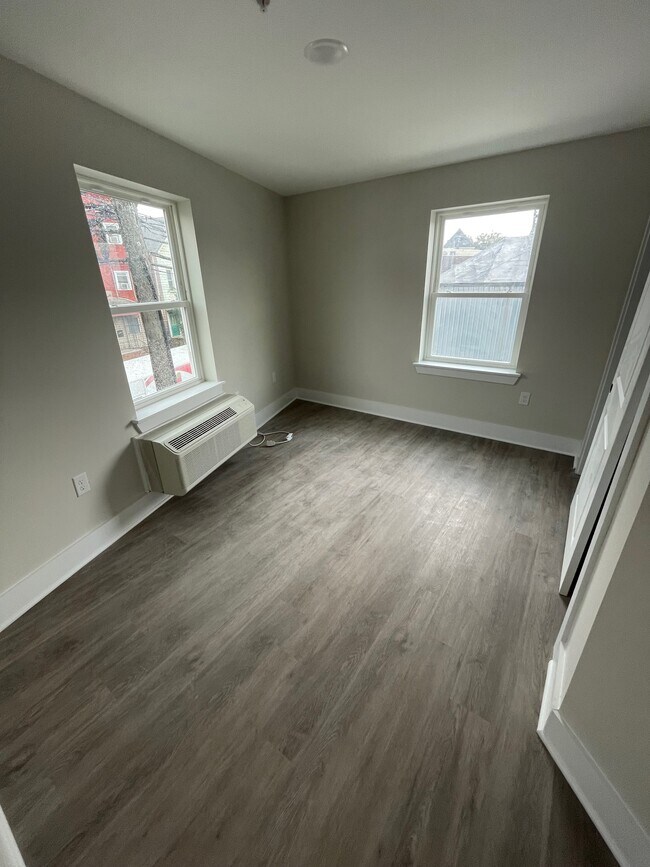 520 Ferry St unit 202, Newark, NJ 07105 - photo 3
