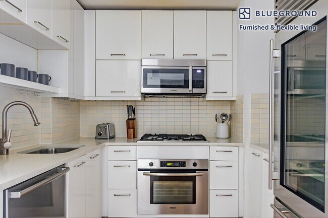 Atelier unit FL8-ID1822, New York, NY 10036 - photo 7