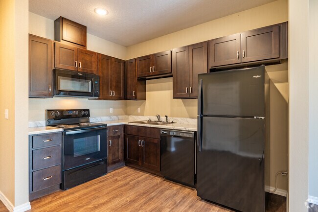1BD, 1BA - 598SF - Kitchen