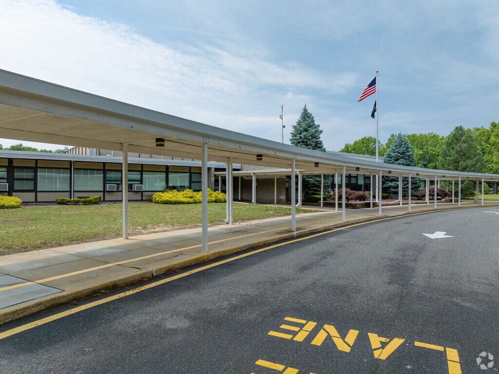 Drop off area at Pine Brook Elementary.
