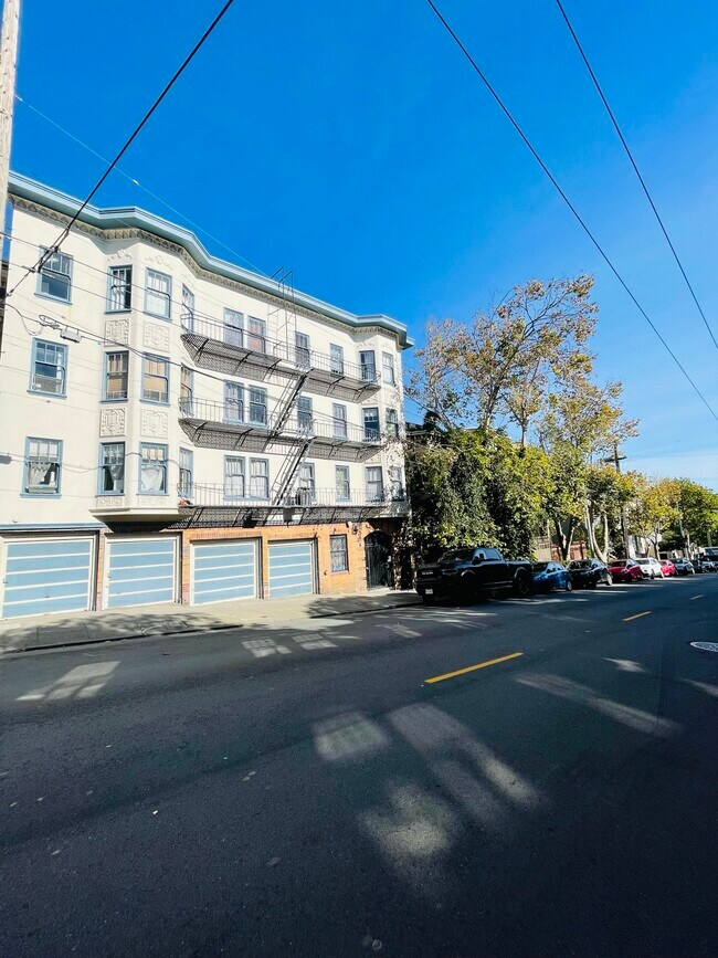 780 Hayes St unit 204, San Francisco, CA 94102 - photo 2