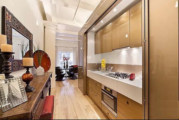 Jade unit 5A, New York, NY 10011 - photo 4