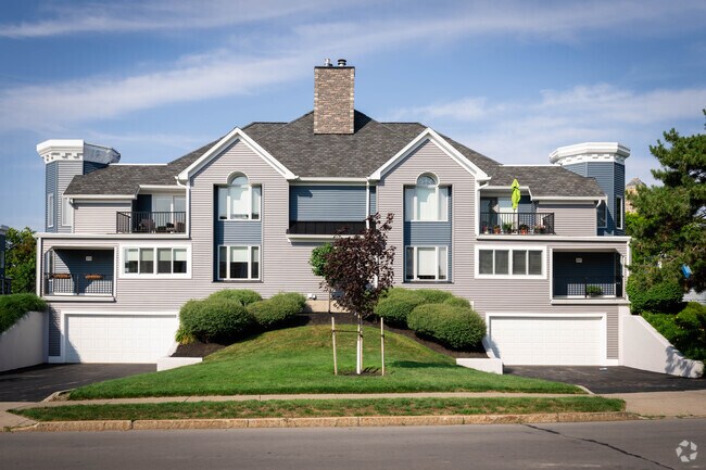 Some of the townhouses in Buffalo's Waterfront have decorative towers on each end.