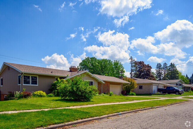 The Edgemont Park neighborhood is located on the west side of Lansing.
