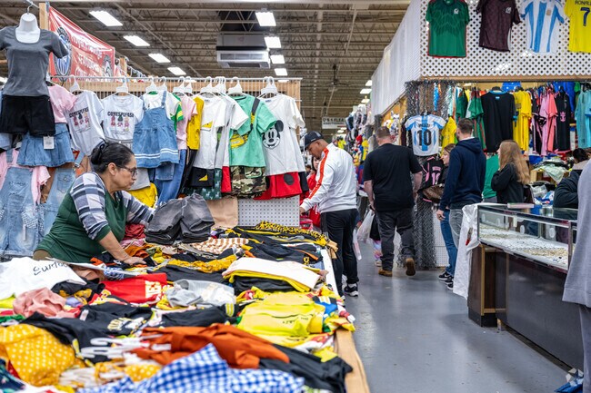 Market Place near Baltimore Highlands is a great spot to shop on the weekends.
