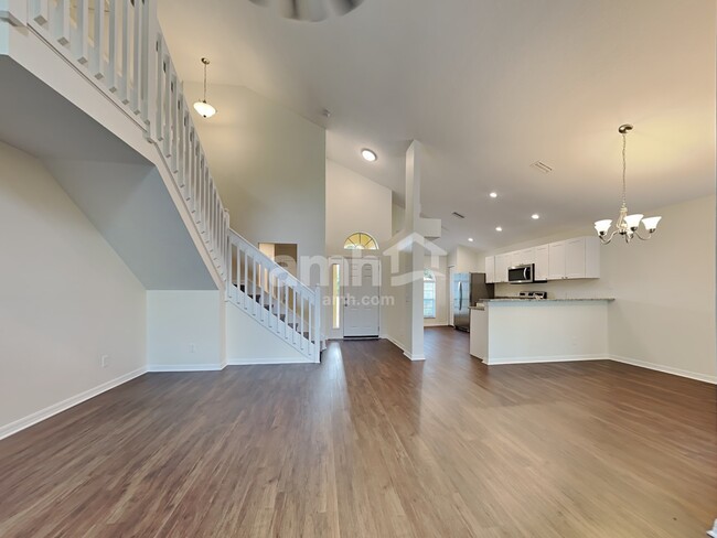 3513 Trapnell Grove Loop, Plant City, FL 33567 - photo 5