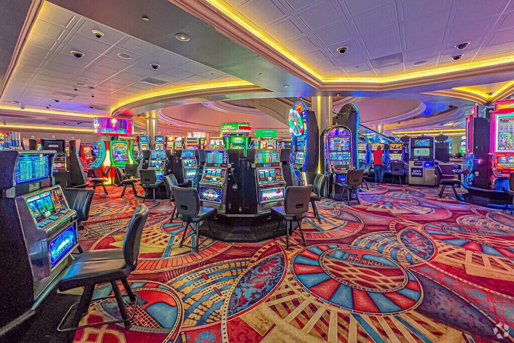 1095 Pecan Grove Ln, Robinsonville, MS 38664