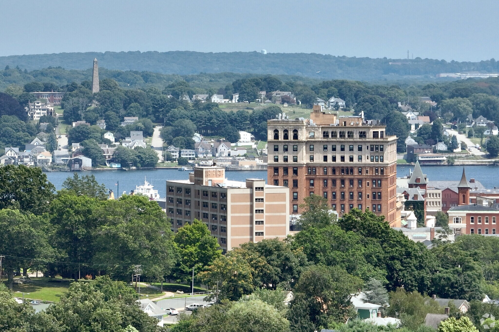 Jefferson sits just a few minutes drive from Downtown New London and all its amenities.