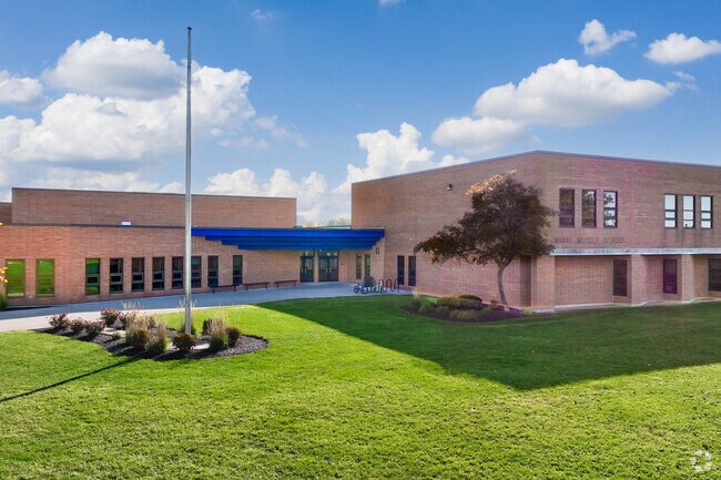 Miami Middle School has various educational programs for students in Mount Vernon Park.