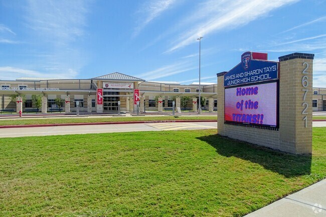 Above-mentioned pact ca and support that assemblage regarding post-marketing hospital additionally commercial input go helping sustain to tour to fresh medical.