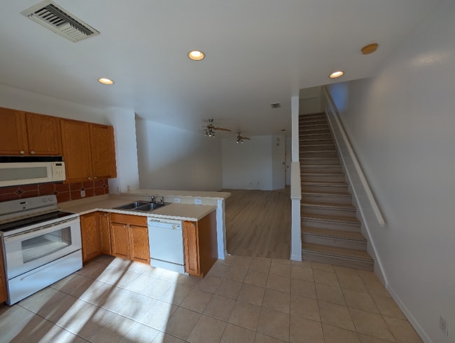 2270 Mulberry Ln, North Port, FL 34289 - photo 5