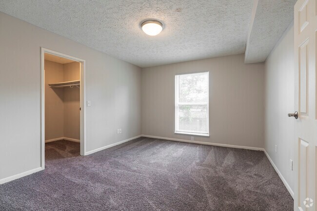 Pine Lane Estates, Lansing, MI 48912 - photo 7