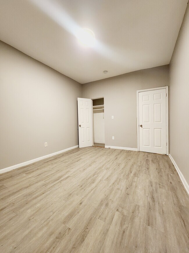 12 Bergen Ave unit 36, Jersey City, NJ 07305 - photo 4