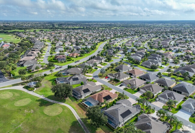 Village of Fernandina has plenty of amenities and activities for residents.