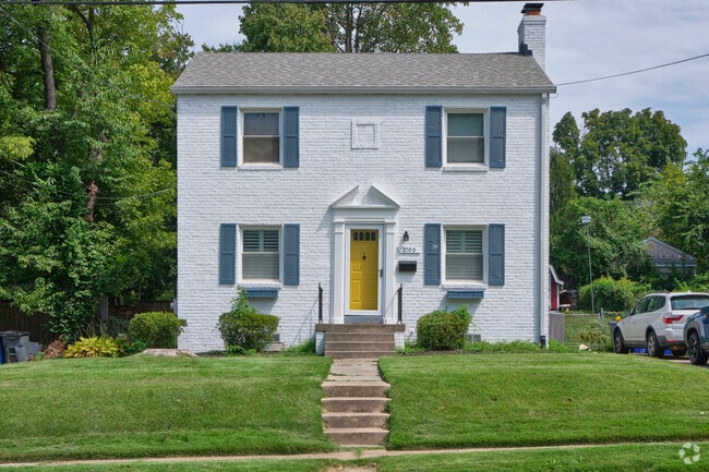 Colonial-style homes in Connecticut Avenue Park blend spacious living with classic vibes.
