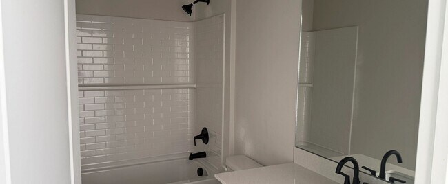 10172 Hidden Hammock Loop, Parrish, FL 34219 - photo 6