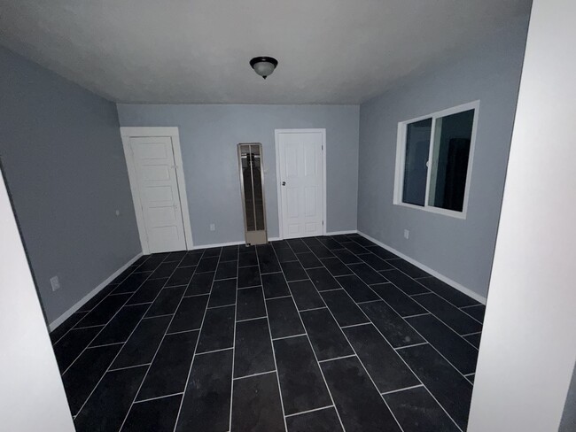 524 S Soto St, Los Angeles, CA 90033 - photo 6