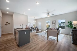 9396 Maple Grove Ln, Jonesboro, GA 30238