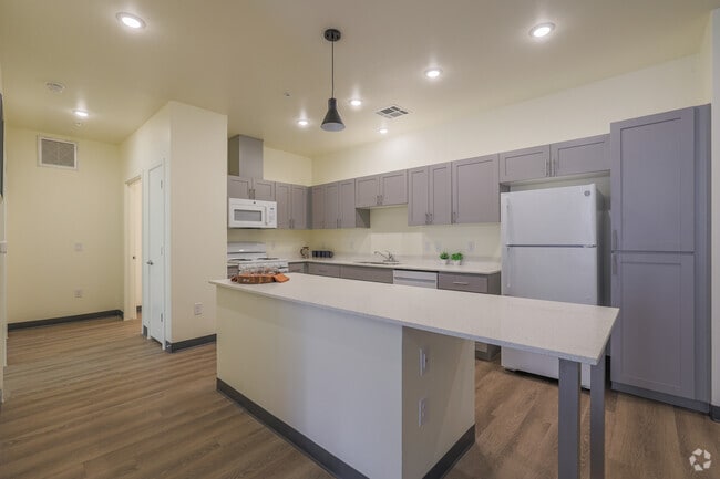 The Cascalote Senior Apartments, Glendale, AZ 85301 - photo 3