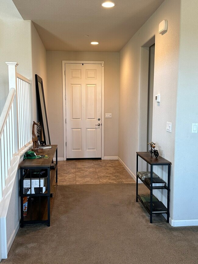 814 Bogdanich Pkwy, Patterson, CA 95363 - photo 2