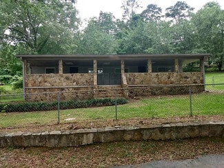 26 Enloe St, LaFayette, GA 30728