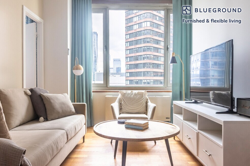 Atelier unit FL12-ID1861, New York, NY 10036 - photo 1