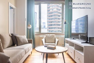 635 W 42nd St Unit FL12-ID1861, New York, NY 10036