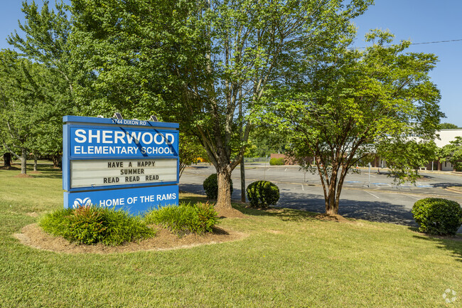 Sherwood Elementary School features an 18:1 student teacher ratio.