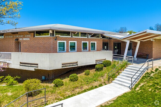 Jefferson Elementary serves Southwestern Hills' younger students.