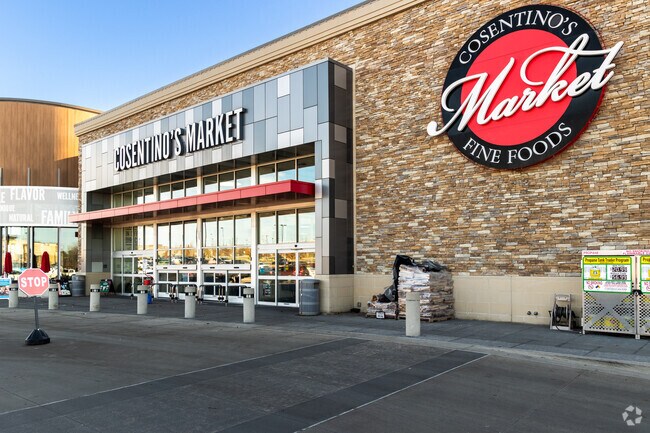 Cosentino's Market is a great place to get your Thanksgiving shopping done.