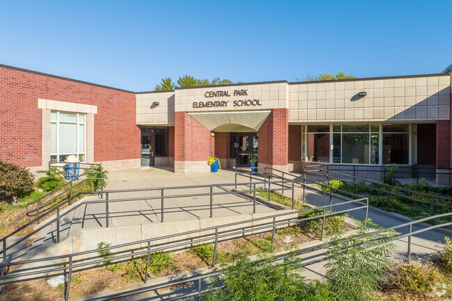 Central Park Elementary near Fontenelle View serves grades K-5 with strong programs.
