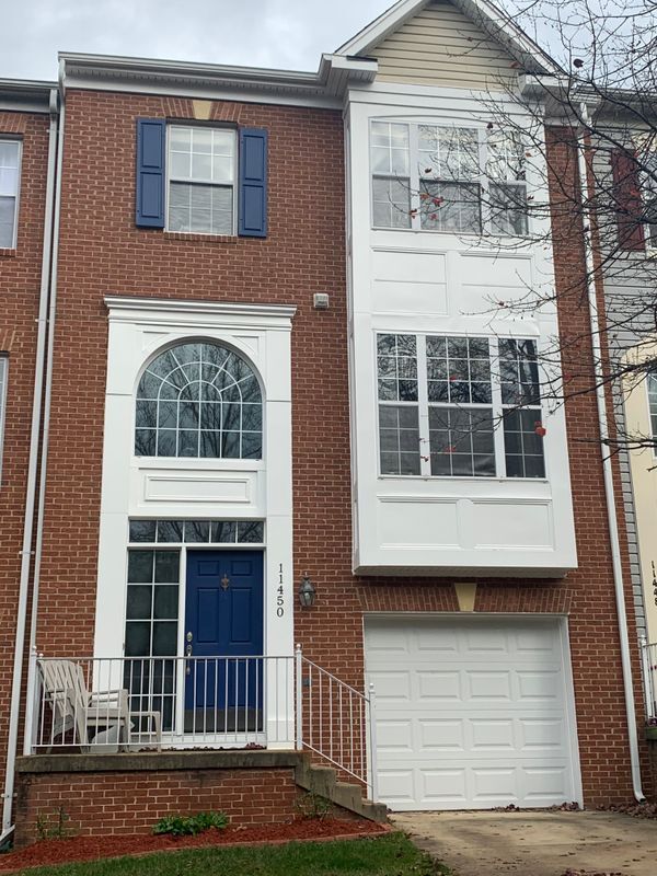11450 Abner Ave, Fairfax, VA 22030