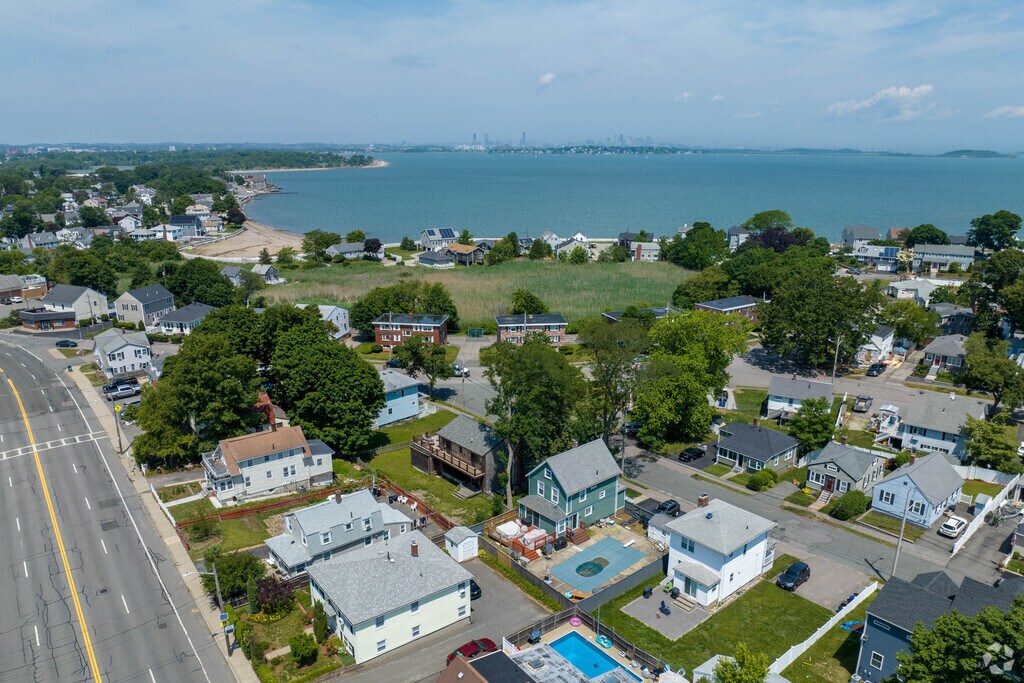 About Adams Shore Schools, Demographics, Things to Do