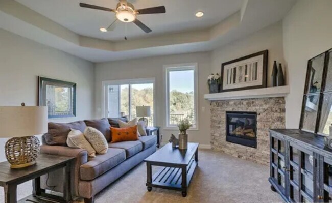 16070 Hadan Dr, Bennington, NE 68007 - photo 6