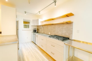 592 Silva Ave, Santa Rosa, CA 95404