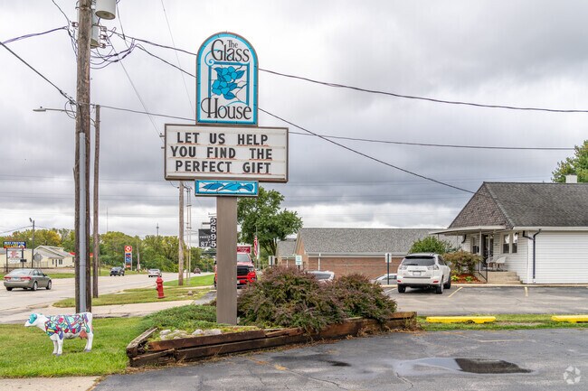 The Glass House is close to the Highland Place area and offers hand made glass pieces.