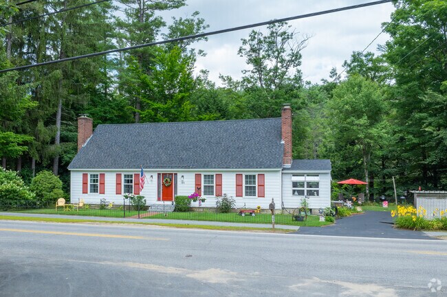 A fair amount of New Hampton residents keep a well maintained property.