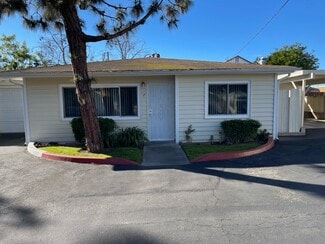 388 W Bay St, Costa Mesa, CA 92627