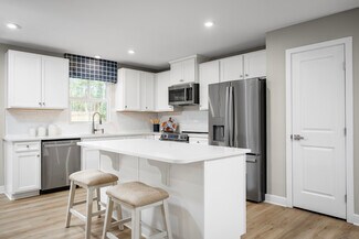 2035 Springmill Dr, Boiling Springs, SC 29316