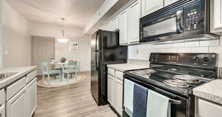 721 Eastridge Dr, Midlothian, TX 76065