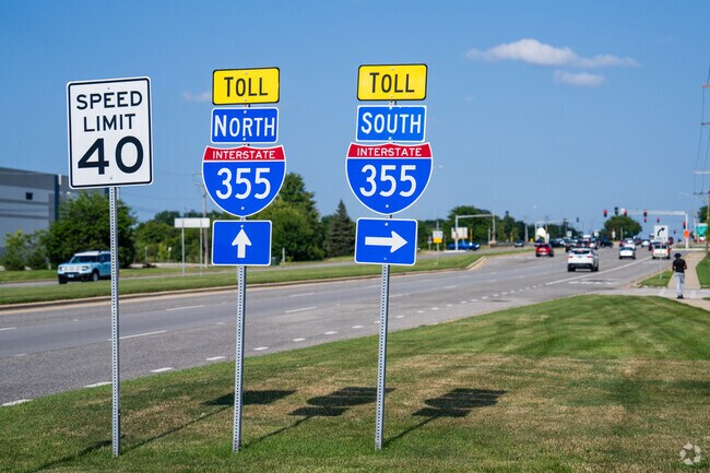 Ranch View is near multiple highways, including Interstate 355.