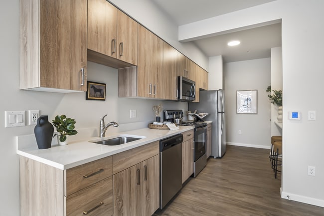 The Veridian, Bend, OR 97703 - photo 2