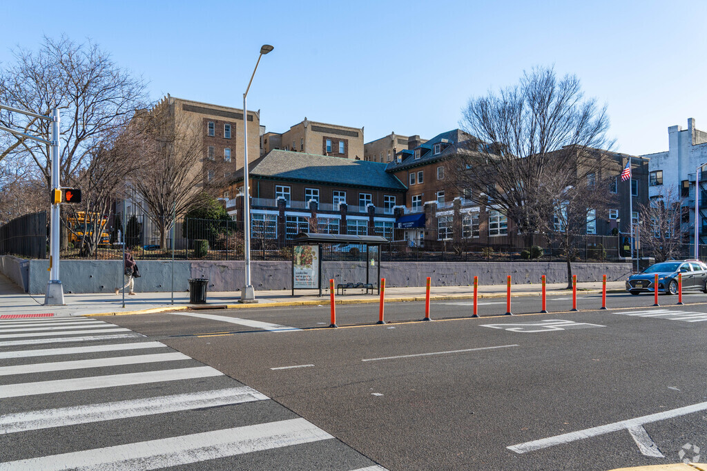 St. Dominick Academy sits right on JFK making it extremely accessible by public transportation.