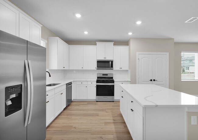 3910 Scots Mill Ln unit 36449598, Middleburg, FL 32068 - photo 4