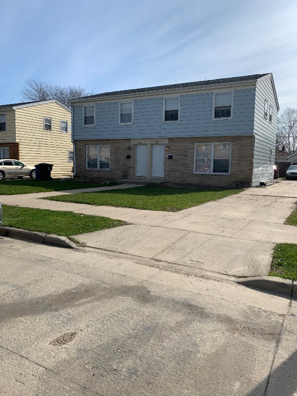 4139 Marquette Dr, Racine, WI 53402