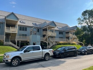 623 Iowa Ave, Iowa City, IA 52240