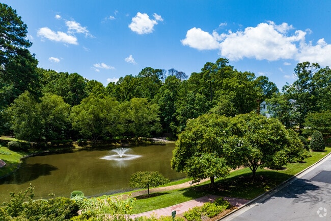 There're many small ponds and fountains throughout the Northwoods community.