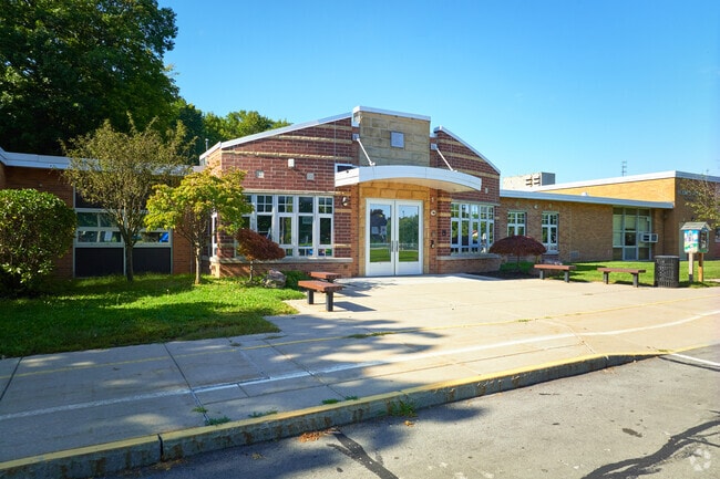 Exterior view of Holmes Road Elementary School.
